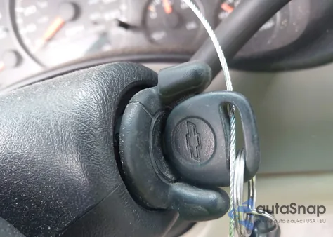 2000 Chevrolet Tahoe All New Ls из США, поврежденный, VIN 1GNEK13T8YJ143318